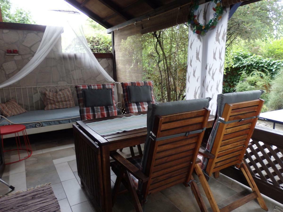 Orgona Vendeghaz Villa Velence Bagian luar foto